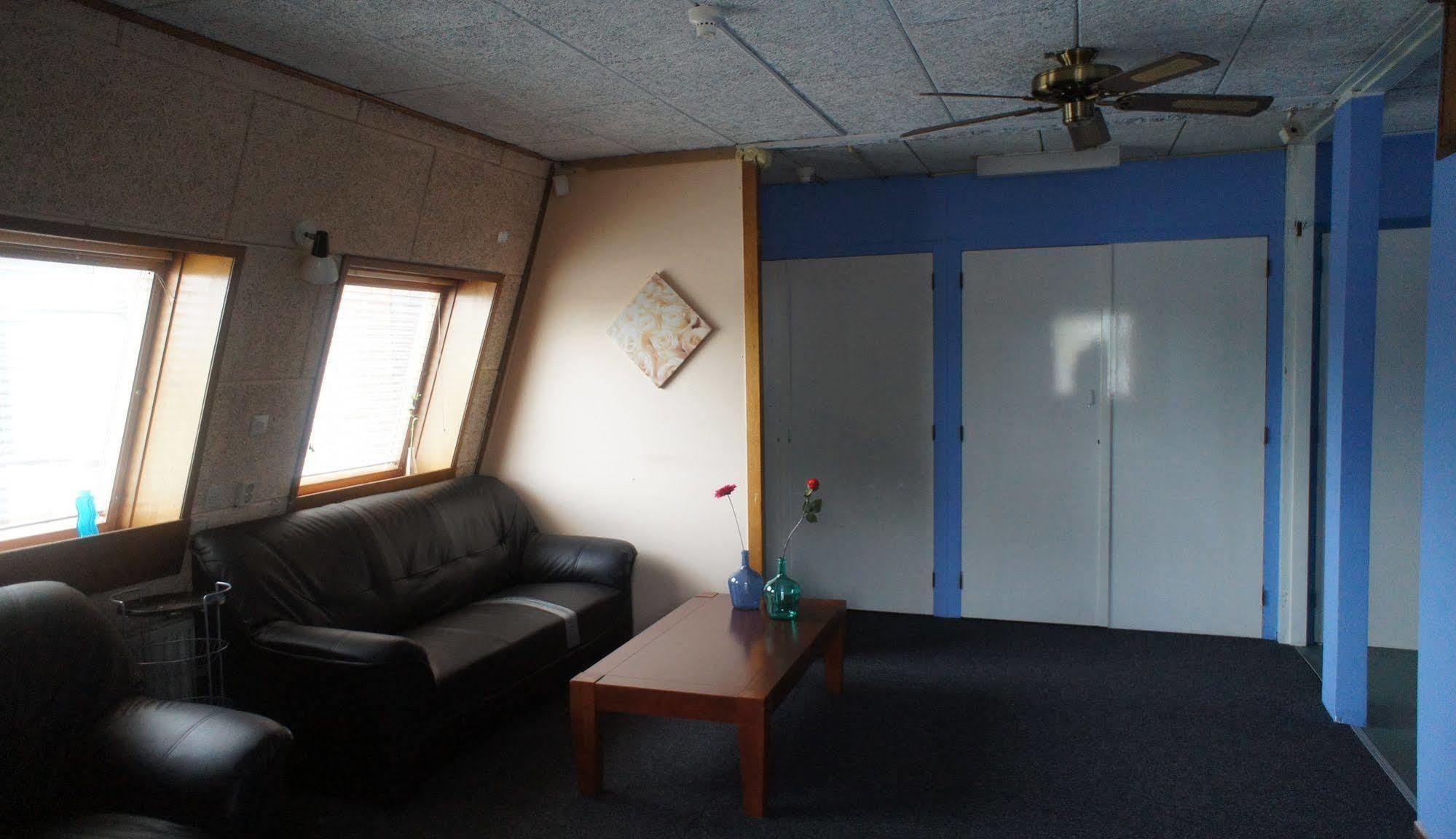 The Budget Hotel Hazerswoude-Rijndijk 외부 사진